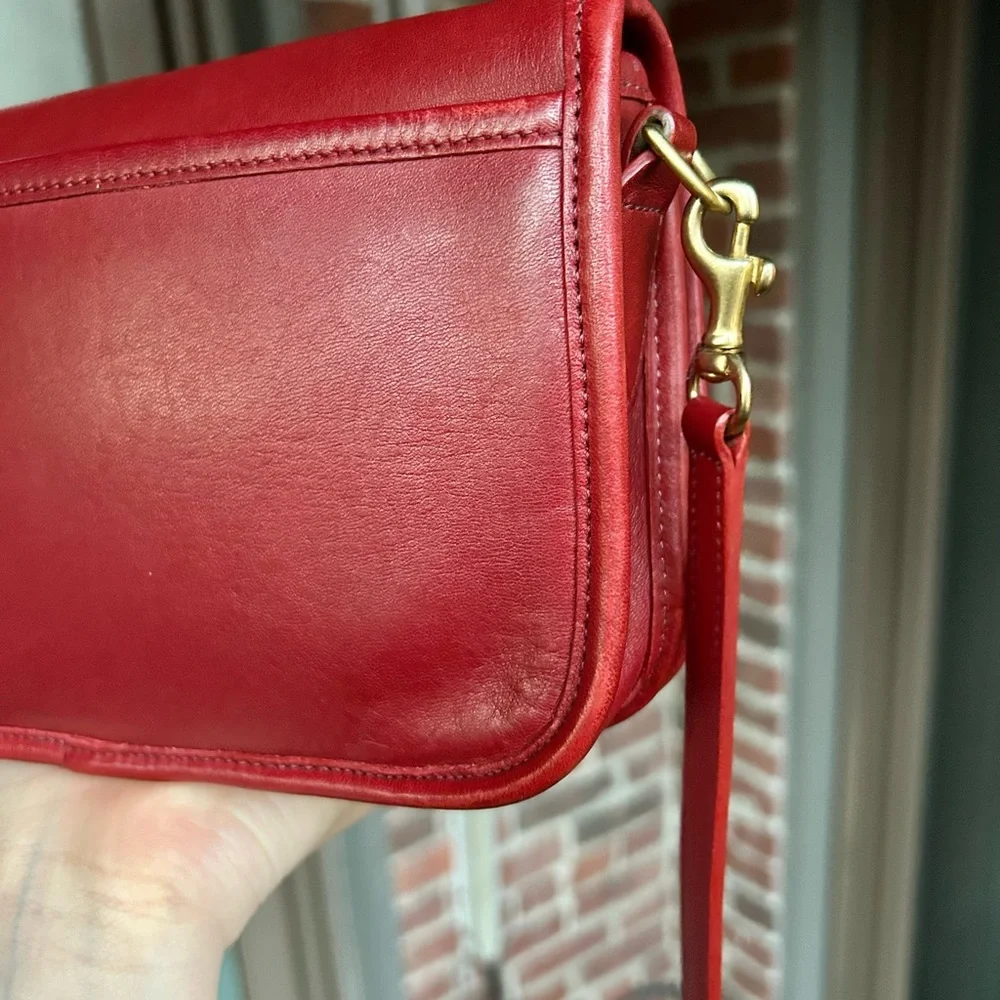 Vintage coach pocket purse style 9755 crossbody red leather retro y2k turnlock - Picture 9 of 12